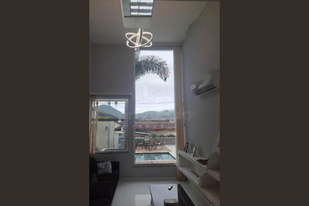 Casa à venda com 4 quartos, 500m² em Guaratiba, Rio de Janeiro