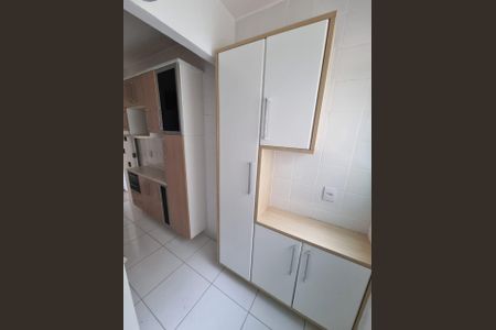 Apartamento à venda com 3 quartos, 65m² em Parque Maria Domitila, São Paulo