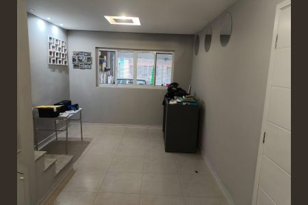 Casa à venda com 4 quartos, 260m² em Água Branca, São Paulo