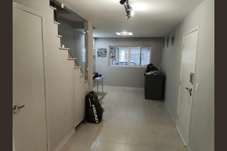 Casa à venda com 4 quartos, 260m² em Água Branca, São Paulo