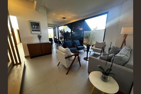 Casa à venda com 3 quartos, 235m² em Loteamento Residencial Arborais, Campinas