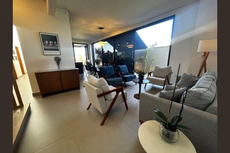 Casa à venda com 3 quartos, 235m² em Loteamento Residencial Arborais, Campinas