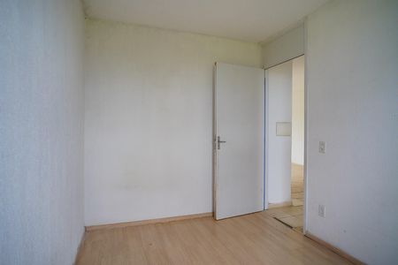 Quarto 2 de apartamento para alugar com 2 quartos, 48m² em Mário Quintana, Porto Alegre