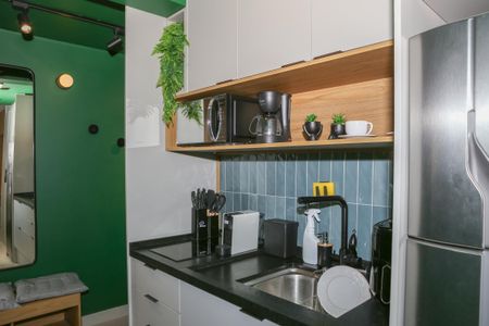 Cozinha de kitnet/studio à venda com 1 quarto, 27m² em Barra Funda, São Paulo