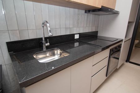 Cozinha de kitnet/studio para alugar com 1 quarto, 36m² em Alto de Pinheiros, São Paulo