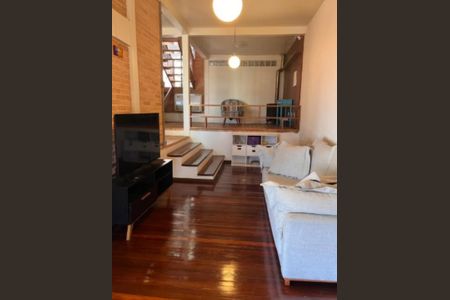 Casa para alugar com 4 quartos, 220m² em Agronômica, Florianópolis