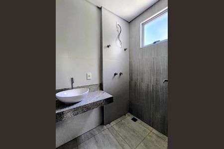 Apartamento à venda com 2 quartos, 45m² em Manacás, Belo Horizonte