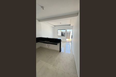 Cozinha de casa para alugar com 2 quartos, 82m² em São Cristóvão, Salvador