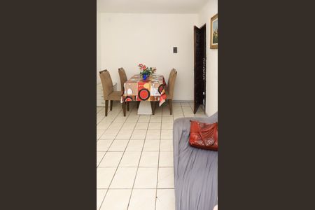 Sala de apartamento para alugar com 2 quartos, 68m² em Arraial do Retiro, Salvador