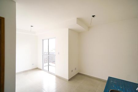 Sala e cozinha de apartamento à venda com 1 quarto, 30m² em Vila Carrão, São Paulo