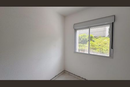 Quarto 2 de apartamento para alugar com 2 quartos, 37m² em Jardim São Luís, São Paulo