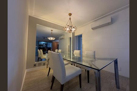 Apartamento à venda com 3 quartos, 111m² em Chácara Santo Antônio, São Paulo