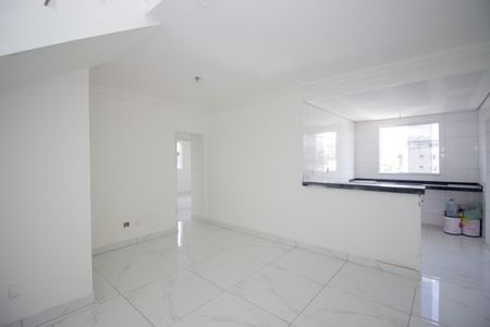 Sala de apartamento à venda com 4 quartos, 183m² em Cabral, Contagem