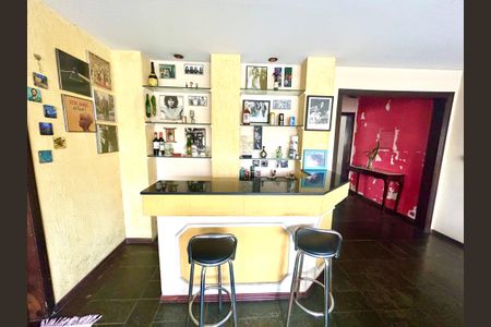 Sala de casa para alugar com 3 quartos, 270m² em Jardim Frizzo, Guarulhos