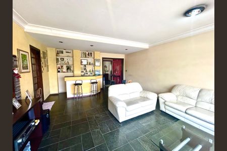 Sala de casa para alugar com 3 quartos, 270m² em Jardim Frizzo, Guarulhos