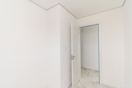 Quarto 1 de apartamento à venda com 2 quartos, 27m² em Jardim Adutora, São Paulo