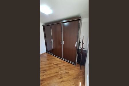 Quarto de apartamento para alugar com 3 quartos, 69m² em Vila Sonia, São Paulo