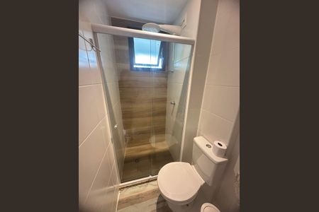 Banheiro de apartamento para alugar com 1 quarto, 23m² em Caminho das Árvores, Salvador