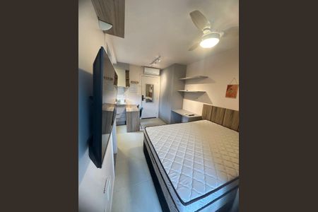 Sala/Quarto de apartamento para alugar com 1 quarto, 23m² em Caminho das Árvores, Salvador