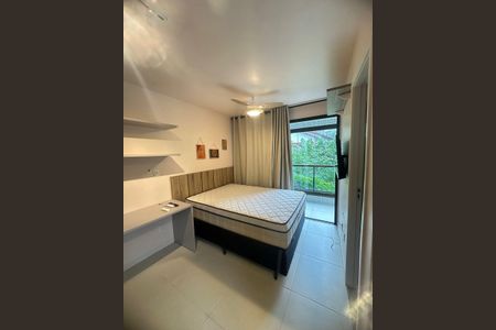 Quarto de apartamento para alugar com 1 quarto, 23m² em Caminho das Árvores, Salvador