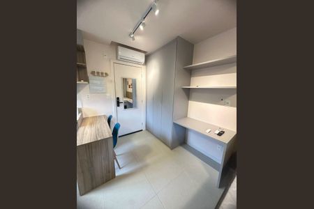 Sala de apartamento para alugar com 1 quarto, 23m² em Caminho das Árvores, Salvador