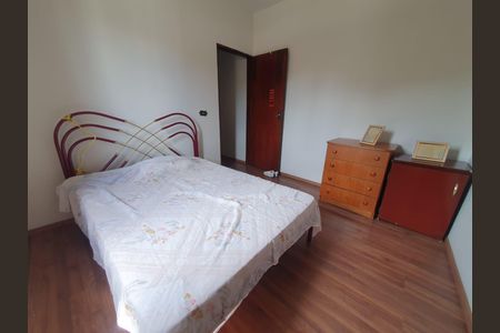 Casa à venda com 3 quartos, 140m² em São Lucas, São Paulo