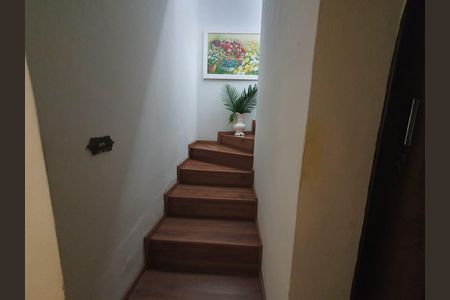 Casa à venda com 3 quartos, 140m² em São Lucas, São Paulo