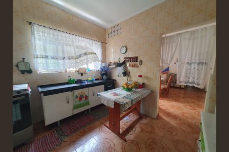 Casa à venda com 3 quartos, 140m² em São Lucas, São Paulo