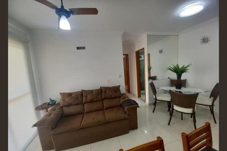 Sala de apartamento para alugar com 2 quartos, 64m² em Aviação, Praia Grande