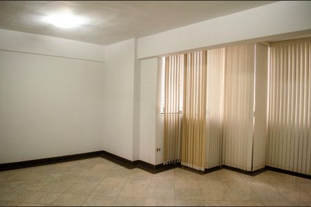 Apartamento para alugar com 2 quartos, 110m² em Setor Oeste, Goiânia