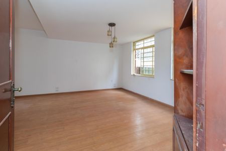 Sala de casa para alugar com 3 quartos, 170m² em Vila Anglo Brasileira, São Paulo