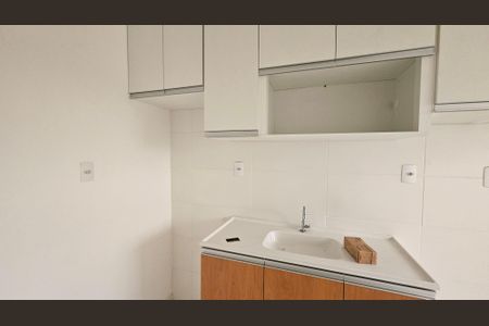 Apartamento à venda com 2 quartos, 47m² em Vila Santa Terezinha, Várzea Paulista