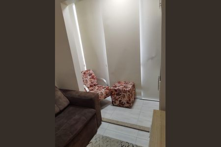 Sala de apartamento à venda com 3 quartos, 56m² em Jardim Cocaia, Guarulhos
