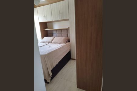 Quarto de apartamento à venda com 3 quartos, 56m² em Jardim Cocaia, Guarulhos