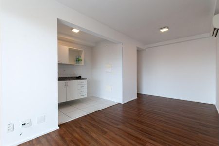 Foto 06 de apartamento à venda com 3 quartos, 65m² em Vila Santa Catarina, São Paulo