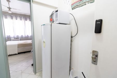 Cozinha de kitnet/studio à venda com 1 quarto, 25m² em Centro Histórico, Porto Alegre