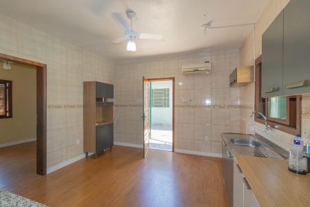 Cozinha de casa para alugar com 3 quartos, 144m² em Harmonia, Canoas