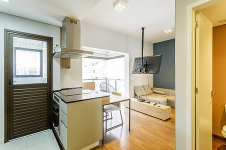 Sala de apartamento para alugar com 1 quarto, 50m² em Jardim Paulistano, São Paulo