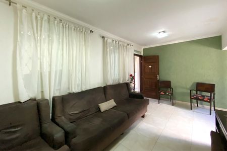 Sala de casa à venda com 6 quartos, 385m² em Concórdia, Belo Horizonte