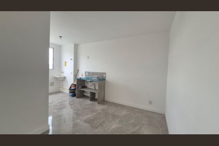 Sala de apartamento para alugar com 2 quartos, 35m² em Jardim Sonia Maria, Santo André