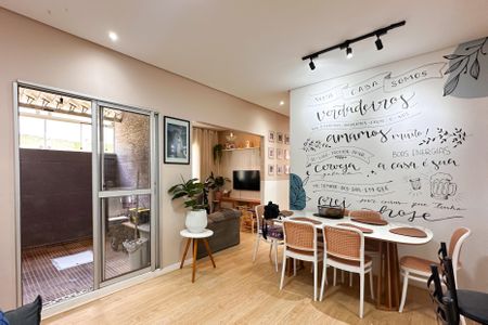 Sala de apartamento à venda com 2 quartos, 65m² em Jardim Calux, São Bernardo do Campo