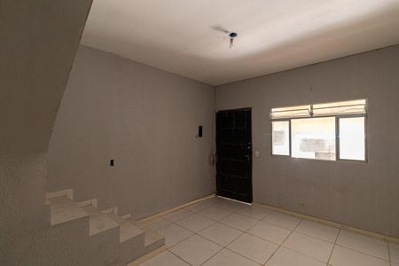 Quarto de casa para alugar com 1 quarto, 50m² em Parque Santa Rita, São Paulo