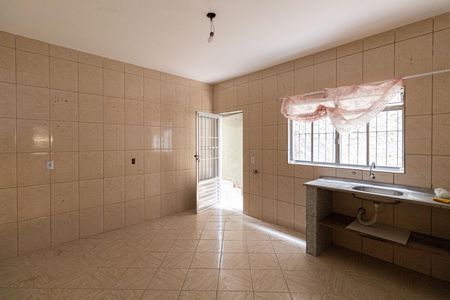 Cozinha de casa para alugar com 1 quarto, 50m² em Parque Santa Rita, São Paulo