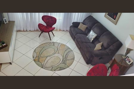 Casa à venda com 3 quartos, 150m² em Vila Alzira, Santo André