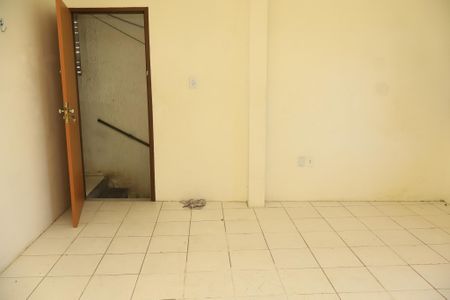 Sala de casa para alugar com 2 quartos, 60m² em Itapuã, Salvador