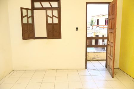 Sala de casa para alugar com 2 quartos, 60m² em Itapuã, Salvador