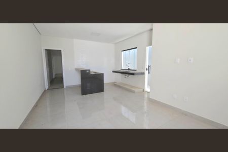 Casa à venda com 2 quartos, 70m² em Jardim Imperial, Lagoa Santa