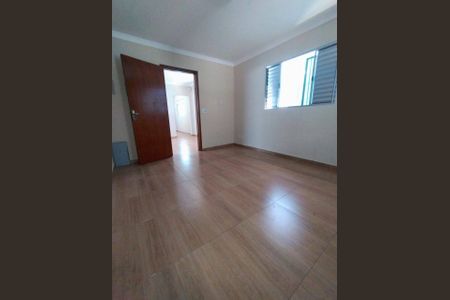 Casa à venda com 2 quartos, 224m² em Piqueri, São Paulo