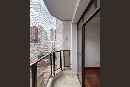 Sacada de apartamento para alugar com 2 quartos, 102m² em Vila Gumercindo, São Paulo