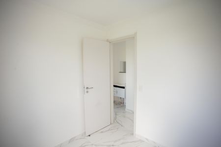 QUARTO 1 de apartamento para alugar com 2 quartos, 43m² em Parque Nações Unidas, São Paulo